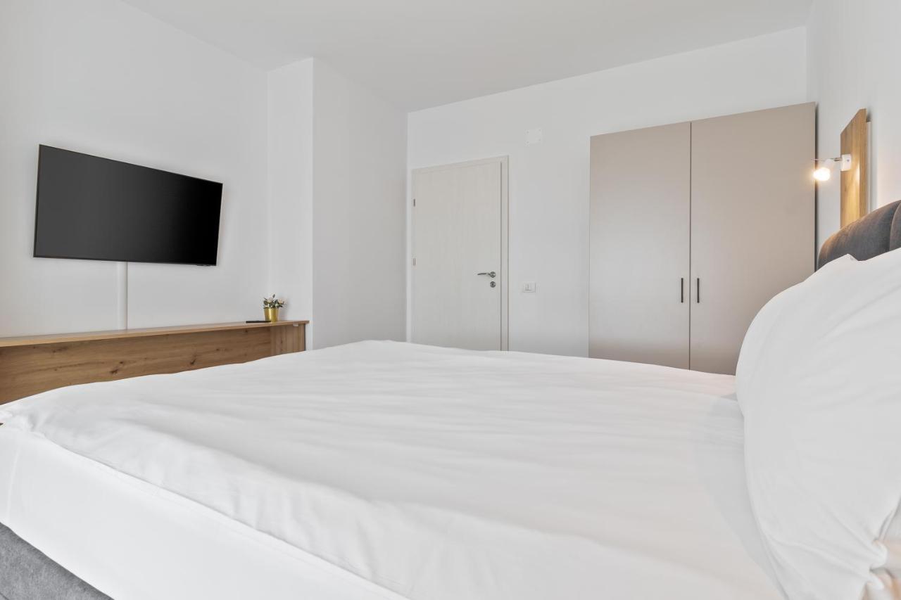 오라데아 Grand Hill Flats 아파트 외부 사진