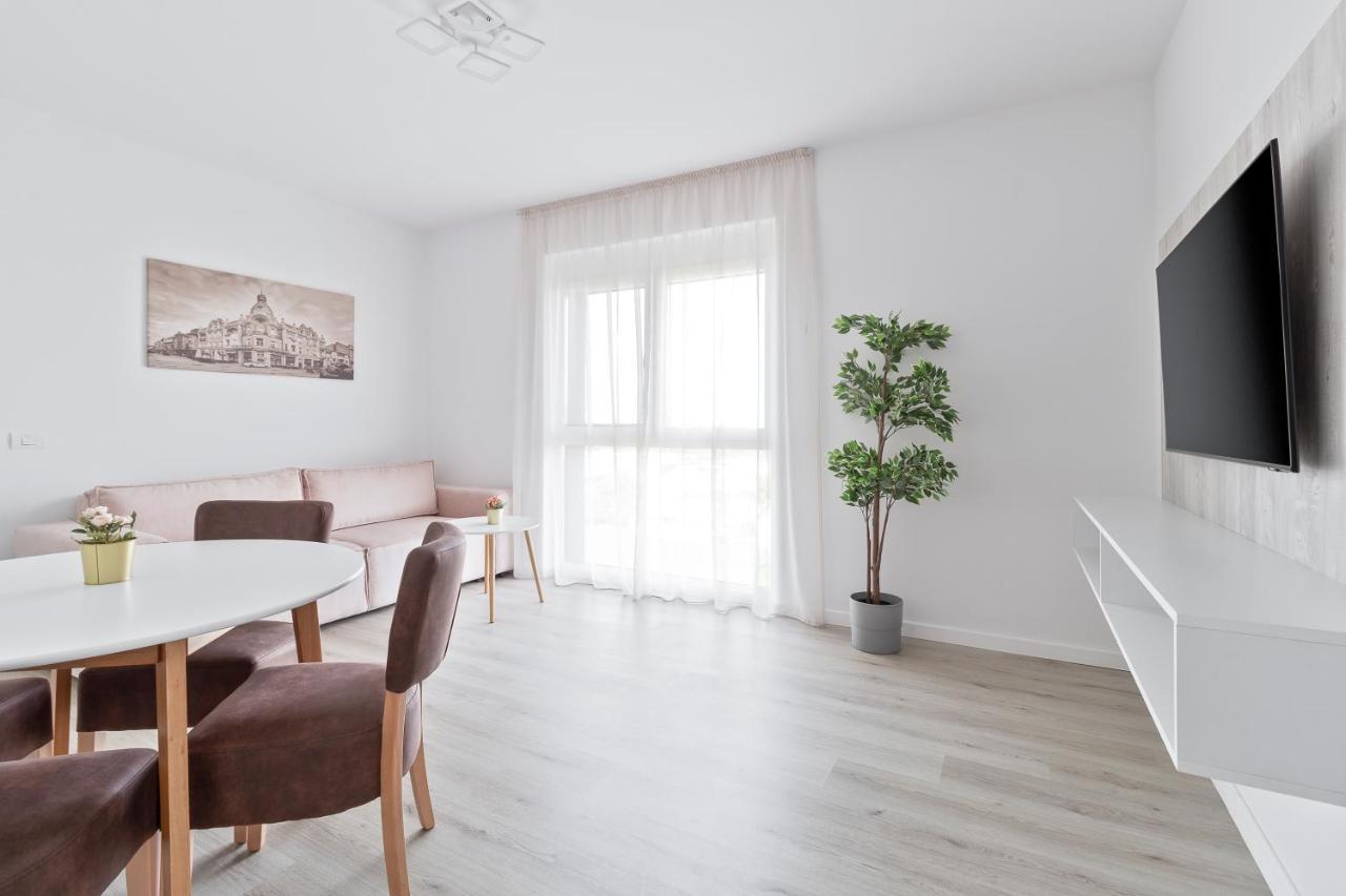 오라데아 Grand Hill Flats 아파트 외부 사진