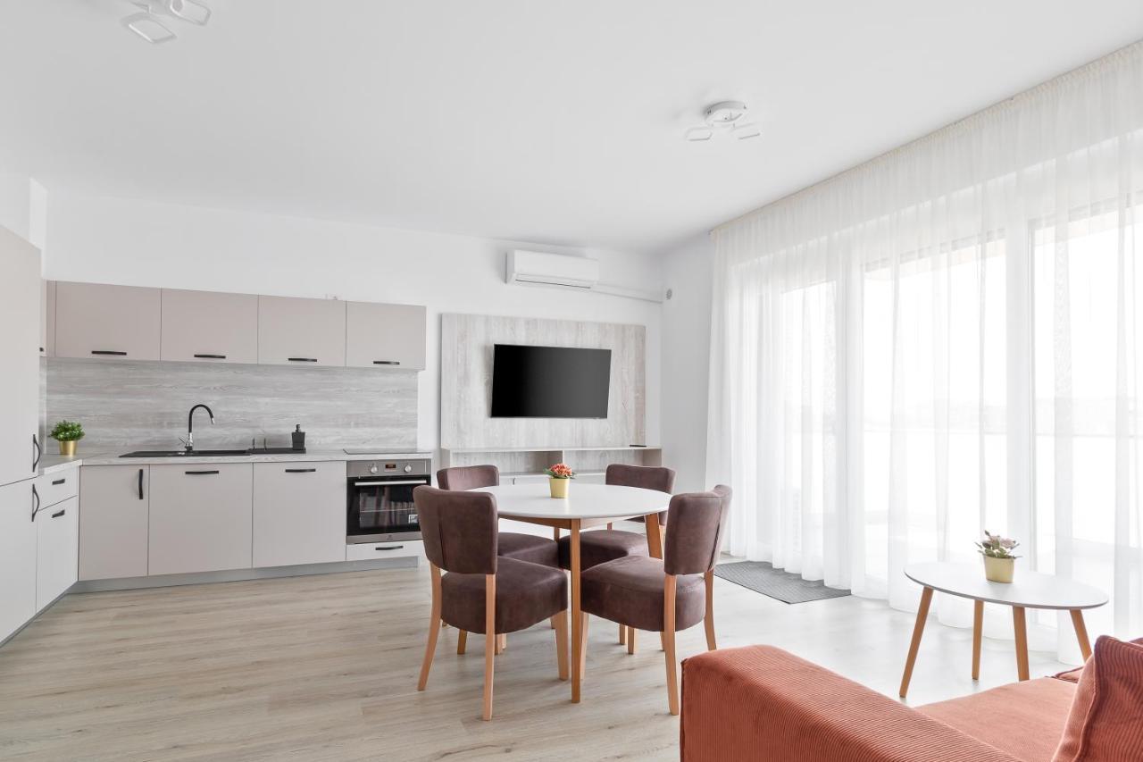 오라데아 Grand Hill Flats 아파트 외부 사진