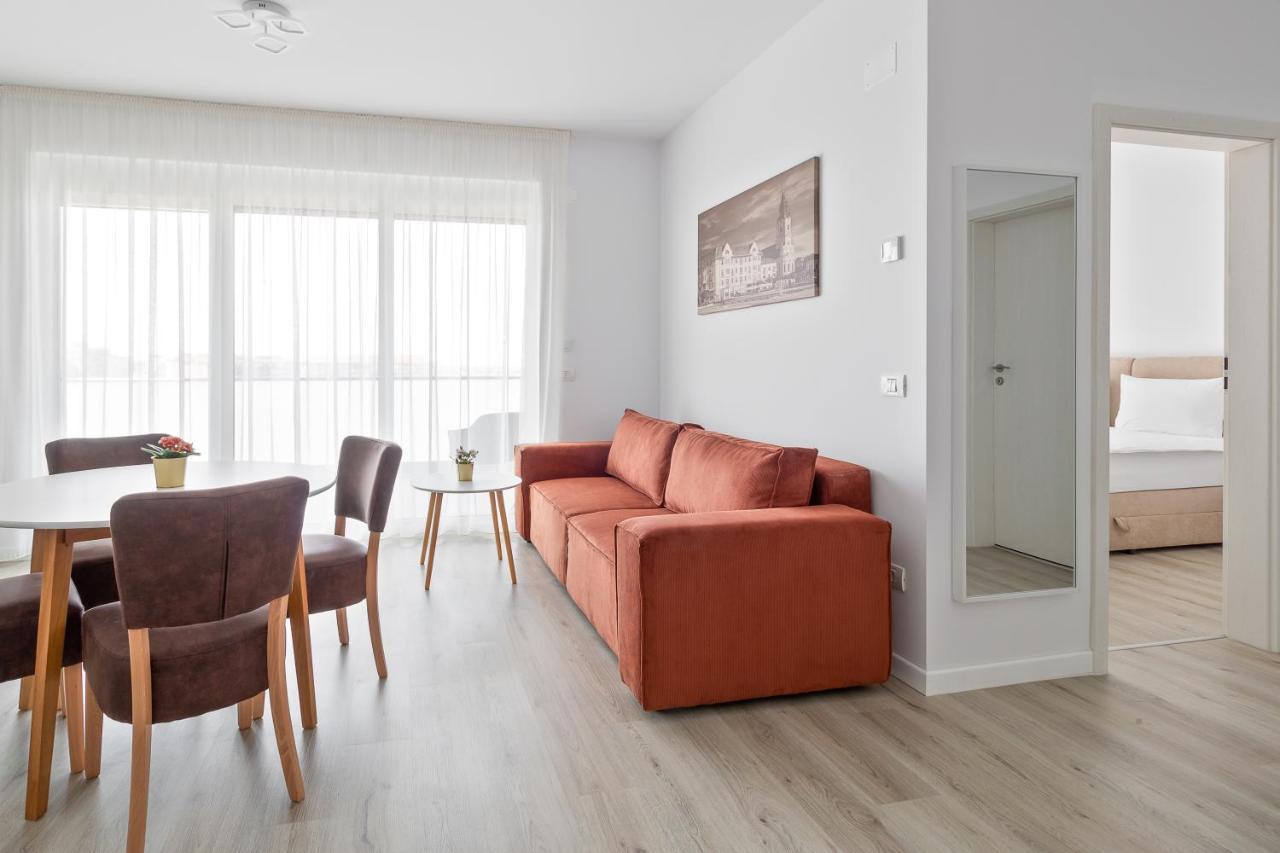 오라데아 Grand Hill Flats 아파트 외부 사진